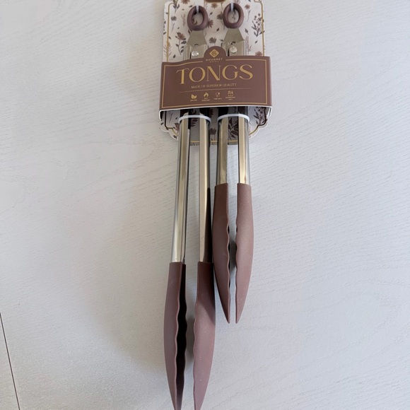 Brown and Silver Gourmet Superior Quality Kitchen Tongs Set of 2 - Picture 3 of 7